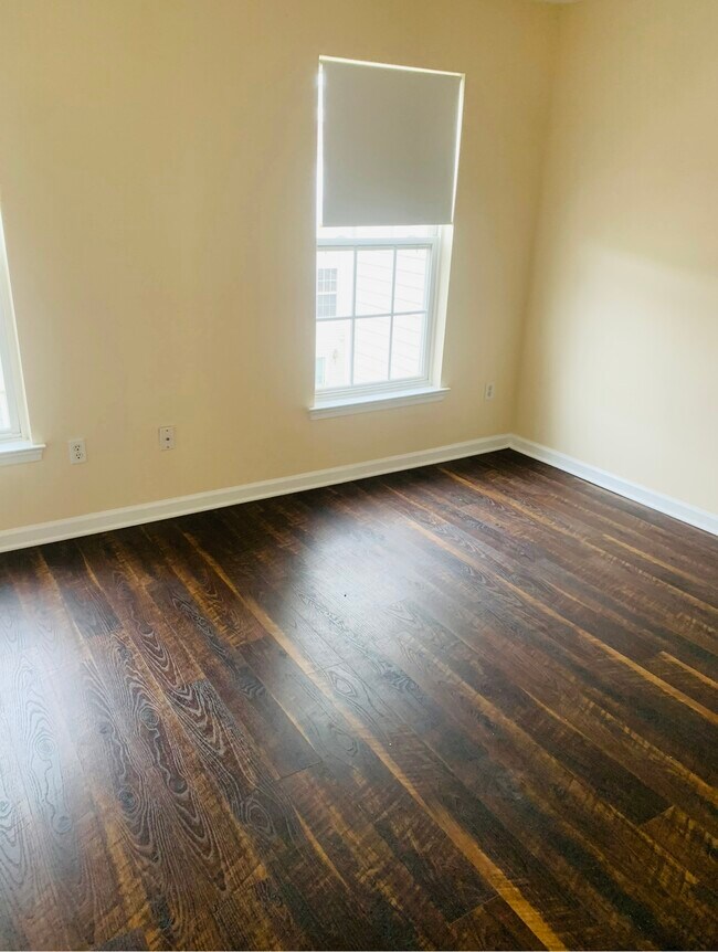 2419 E York St, Philadelphia, PA 19125 - photo 6