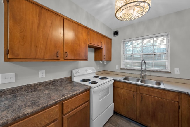 125 Zinn Place unit A, Cincinnati, OH 45233 - photo 7