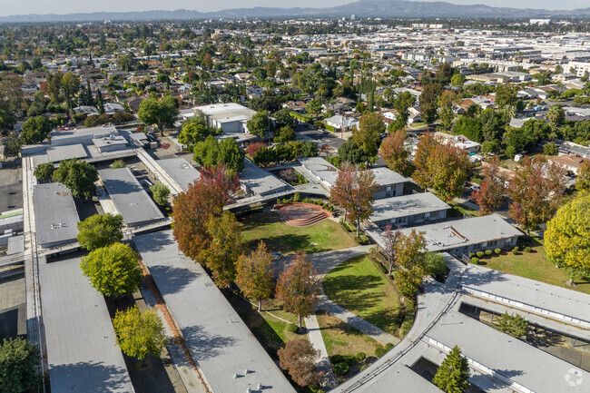 James Madison Middle - Aerial 4