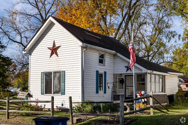 National Style Homes in Marion's Center City neighborhood are ideal for first time home buyers.