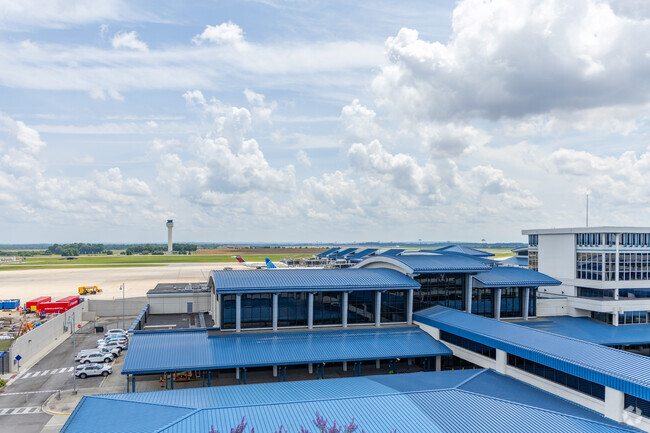 The Huntsville Airport is the closest travel options for the entire Huntsville region.