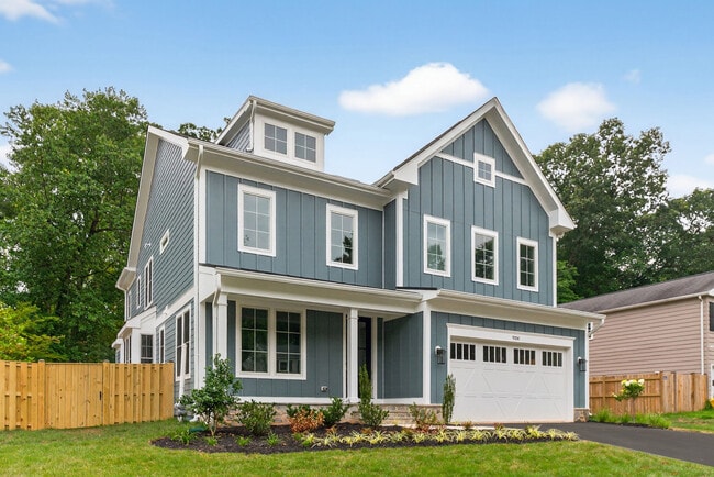 9350 Tovito Dr unit 37821569, Fairfax, VA 22031 - photo 3