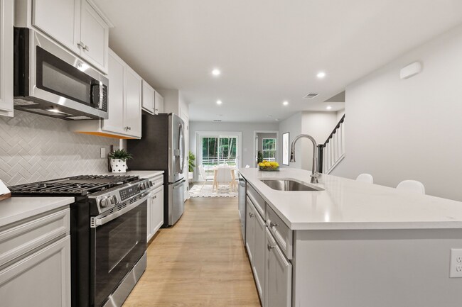 122 Red Lion Ct, Atco, NJ 08004 - photo 6