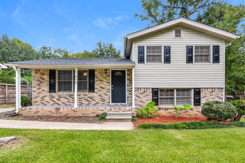 1617 Bobolink Ln NE, Center Point, AL 35215 - photo 1