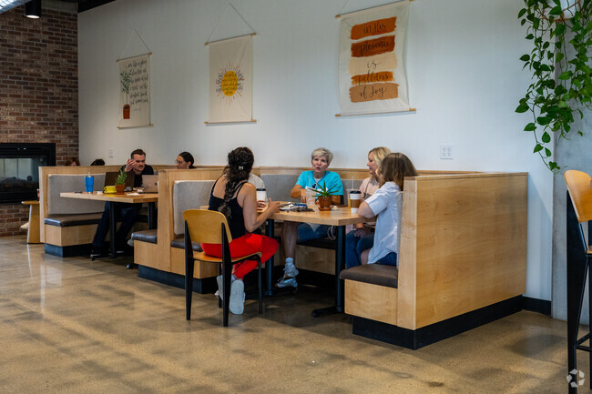 If you love smoothies and coffee, New Day in Far South is the place.