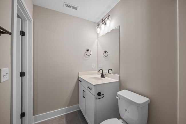 2429 E 17th St, Chattanooga, TN 37404 - photo 7