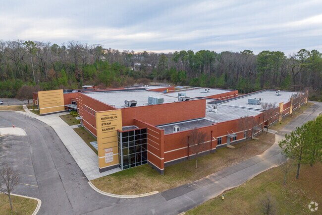 Bush Hills STEAM Academy teaches kids to do their best near Ensley.