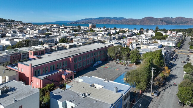 Alamo Elementary School is an amazing school in San Francisco.