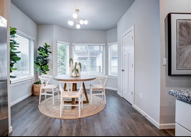 8879 SW Elena Ln, Tigard, OR 97223 - photo 2