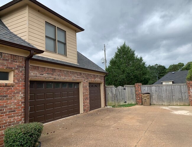 1695 Berryhill Rd, Cordova, TN 38016 - photo 3