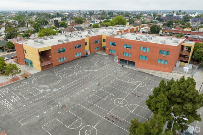 Ricardo Lizarraga Elementary School offers outdoor activities for students to enjoy.