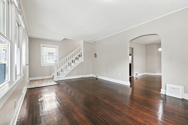 1721 Boundary St, Aliquippa, PA 15001 - photo 5