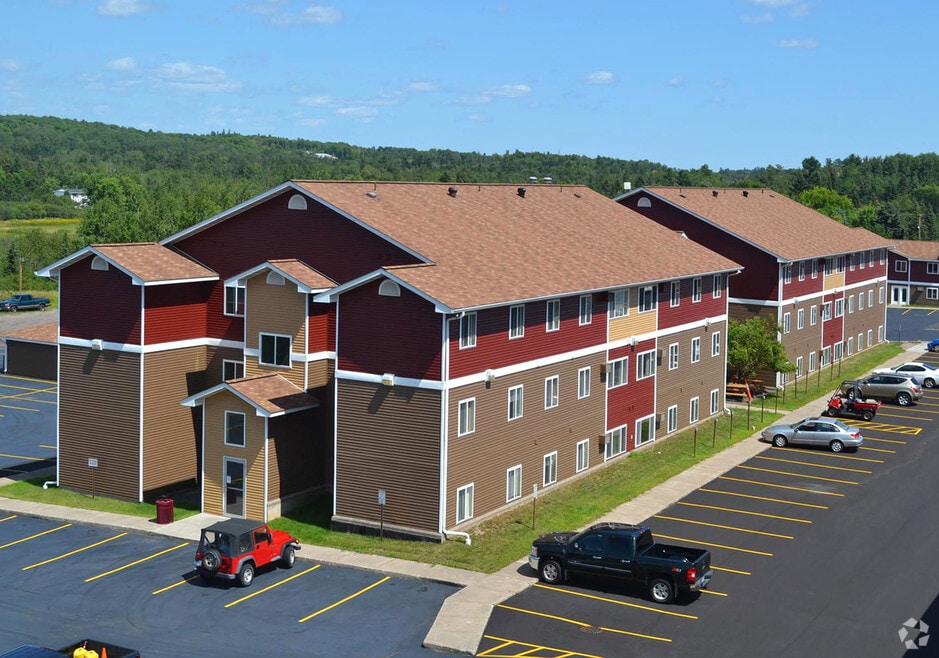 Campus Park, Duluth, MN 55811 - photo 1