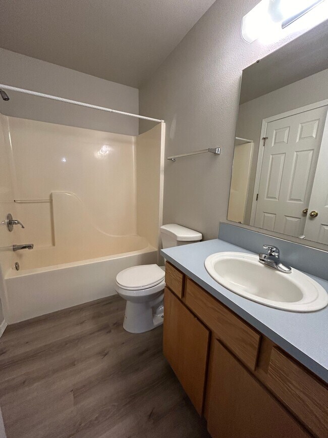 6474 W Lucky Ln unit 102, Boise, ID 83714 - photo 5