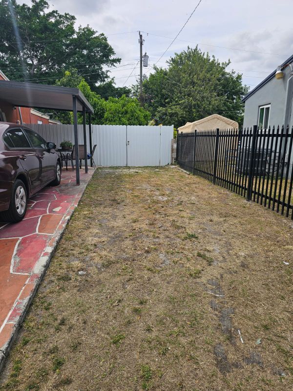 18500 NW 8th Rd, Miami Gardens, FL 33169