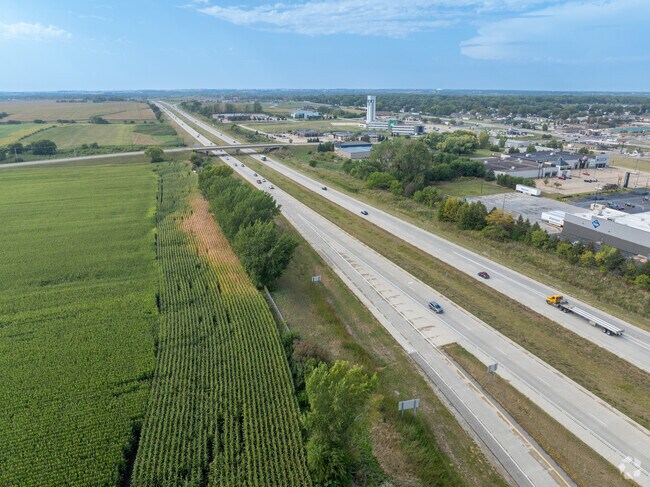Park Haven residents navigate mostly by car, using East San Marnan and US 20 for trips.