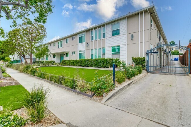 Urban Comfort Meets Connectivity in Downtown Inglewood, Inglewood, CA 90301 - photo 5