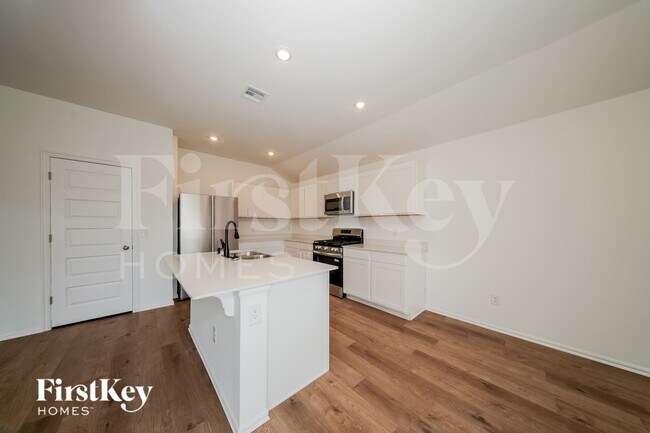 433 Labelle Ln, Tuttle, OK 73089 - photo 7