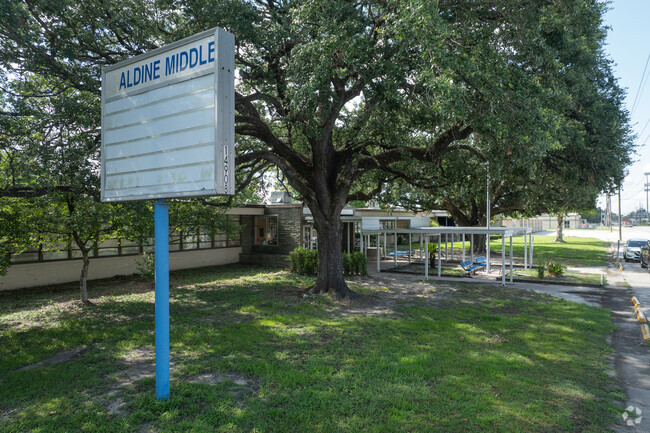 Aldine middle offers a comprehensive academic curriculum.