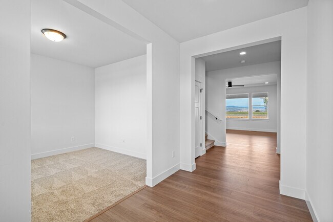 1505 Gunslinger Ln, Belgrade, MT 59714 - photo 4