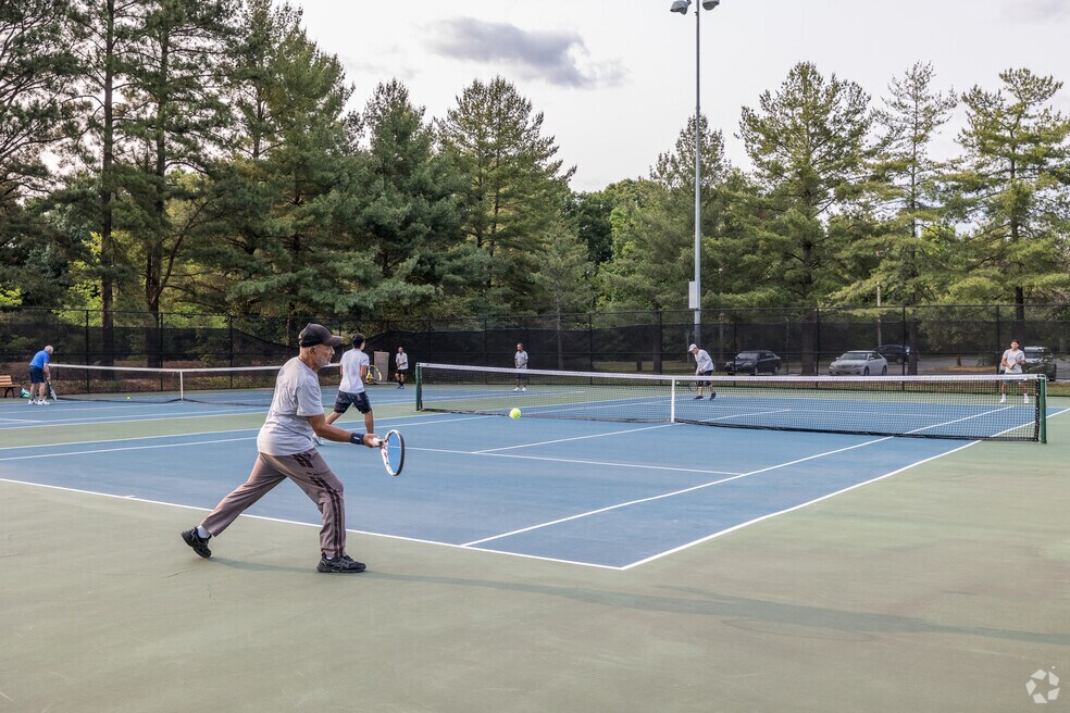 Final_Neighborhood_Franconia_VA_091923