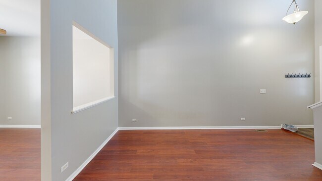 554 Telluride Dr unit 6702, Gilberts, IL 60136 - photo 2