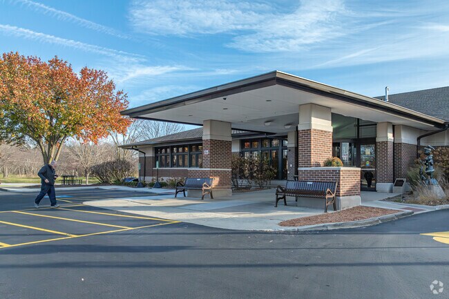 Residents of Naper Carriage Hill have free access to the Naperville Public Library.