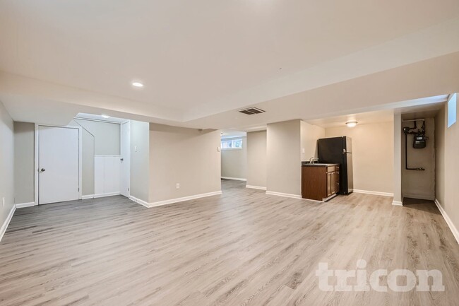 2012 Royal Garden Dr, Gwynn Oak, MD 21207 - photo 5