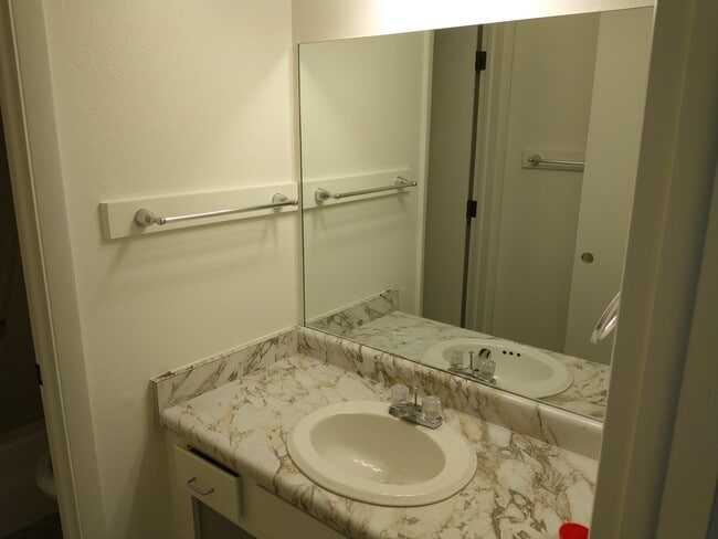 405 E 1st St unit 405 E 1st, Rifle, CO 81650 - photo 7