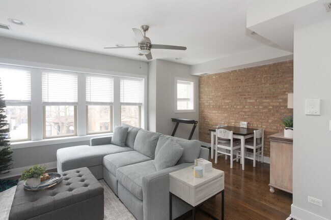 3919 N Janssen Ave unit 3, Chicago, IL 60613 - photo 6