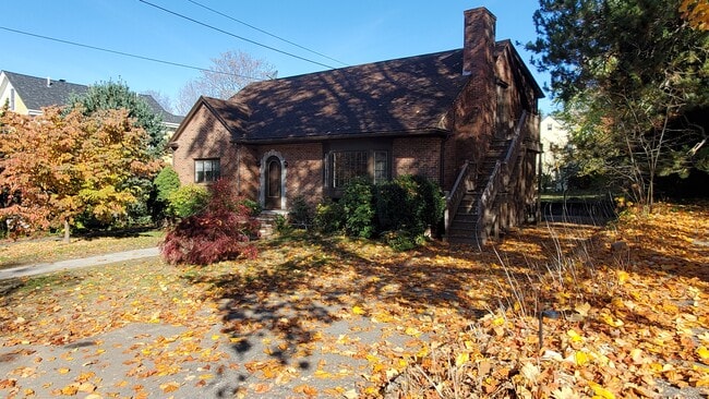 10 Webster St unit 1, Winchester, MA 01890 - photo 2