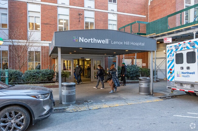 Northwell Lenox Hill hospital is one of the most reputable hospitals in New York City.