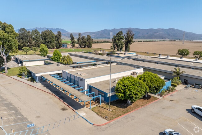 Laguna Vista Elementary School received a C- on Niche.