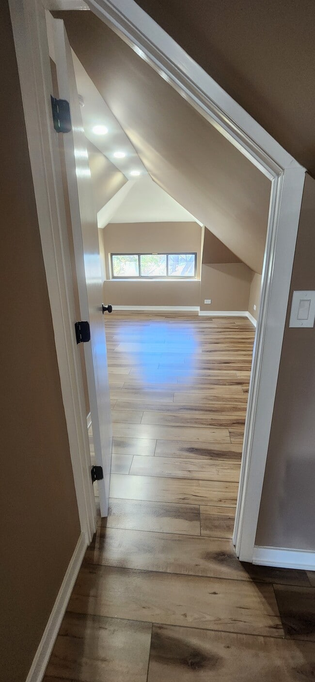 4511 S Washtenaw Ave unit 2, Chicago, IL 60632 - photo 4