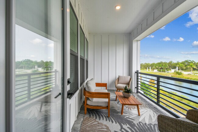 7236 Sutton Ln, Sarasota, FL 34240 - photo 5