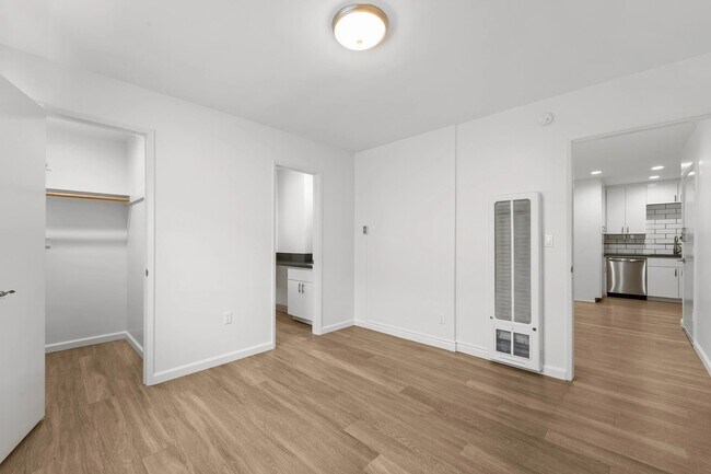 925 W 30th St unit 13, Los Angeles, CA 90007 - photo 6