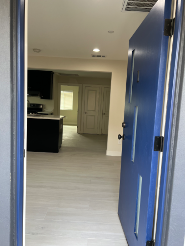 954 J St Unit 1, Los Banos, CA 93635