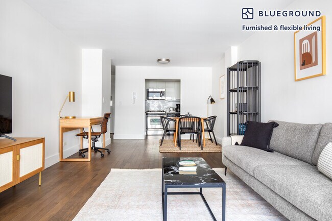 220 E 63rd St unit FL9-ID567, New York, NY 10065 - photo 3