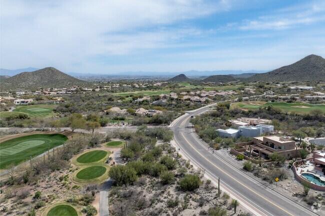 Starr Pass has a variety of hill and vistas to drive by.