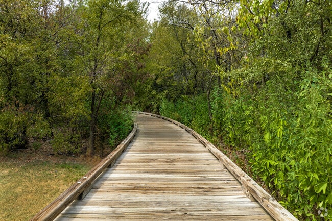 Residents in Paloma Creek have access to miles of hiking trails that wind through the community.