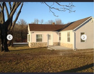 N9808 Highway 49, Iola, WI 54945