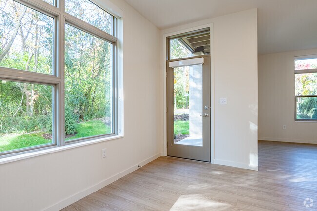 3BR, 2BA - 1,209SF - Living Room