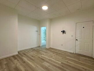 35 Lincoln St, Millville, MA 01529