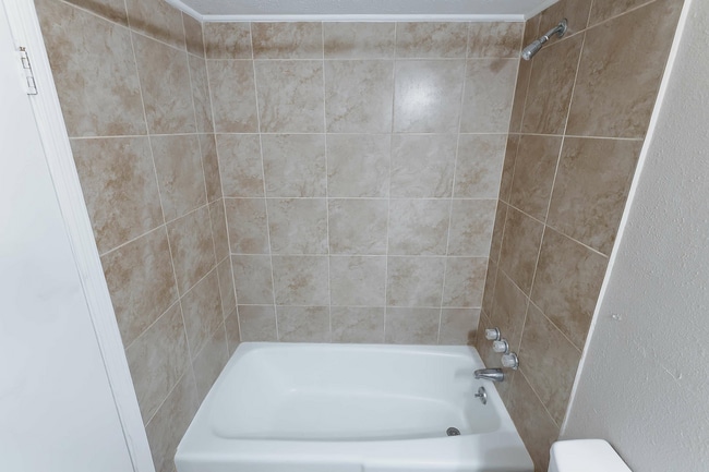 Virginia Terrace, Dothan, AL 36301 - photo 3