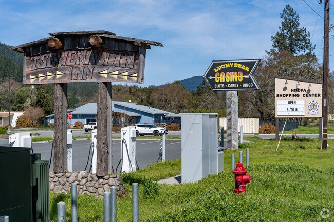 The Hoopa Shopping Center includes the Lucky Bear Casino and Hoopa Valley Museum.