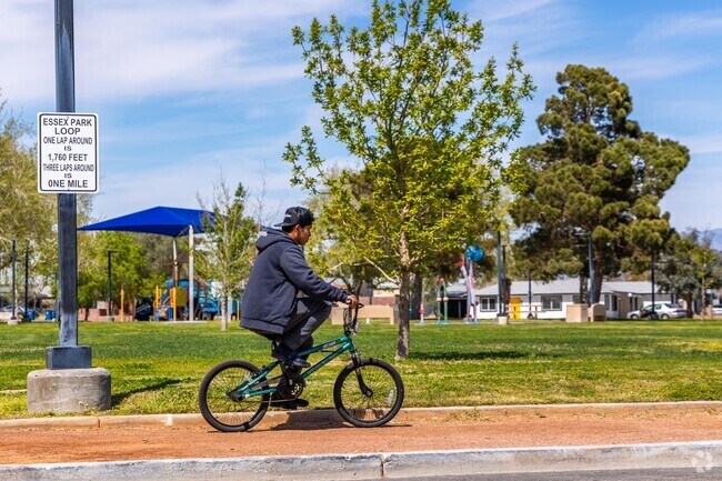 Residents have access to a biking and exercise loop at Essesx West Charleston Park.