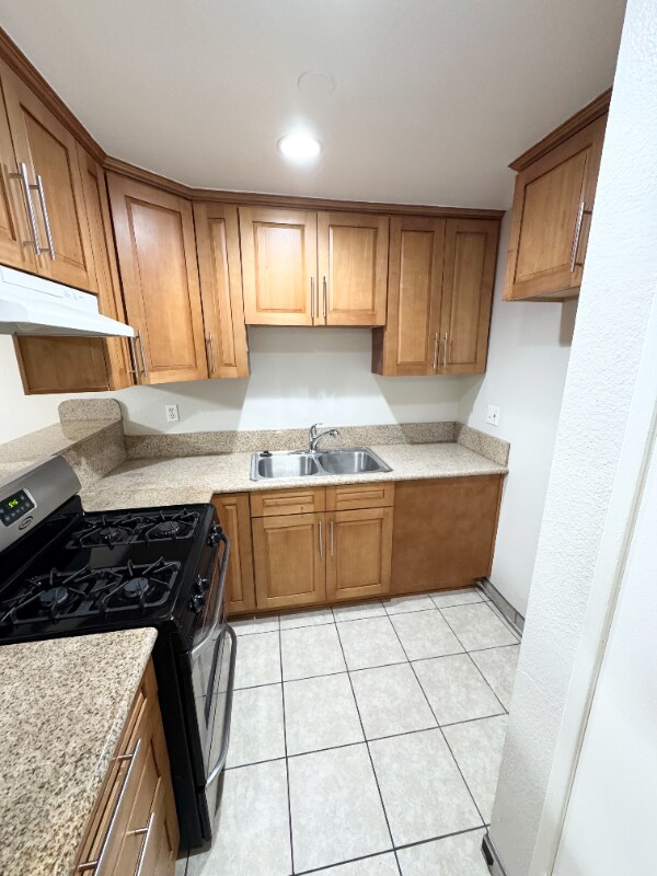 310 E Santa Anita Ave, Burbank, CA 91502