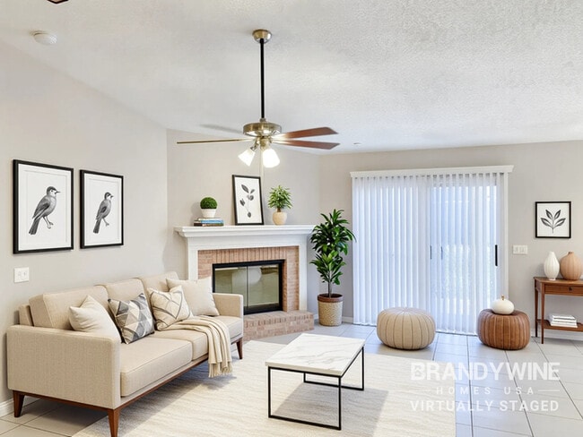 8055 International Village Dr, Jacksonville, FL 32277 - photo 2