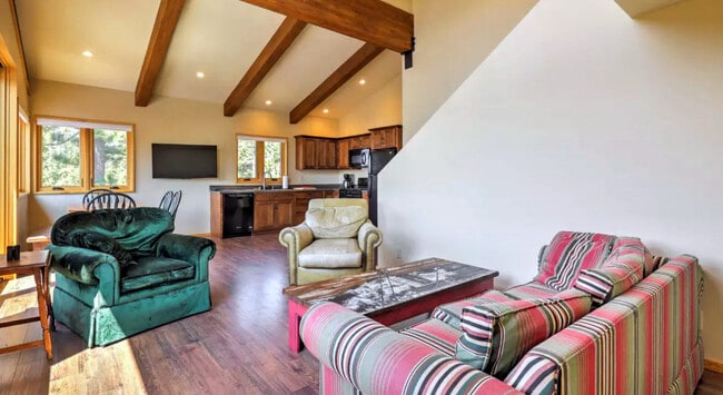 58330 Donner Summit Rd unit Sugar Bowl View Apar, Norden, CA 95724 - photo 4