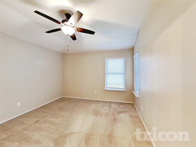 1735 Duster Cir, Arlington, TX 76018 - photo 7